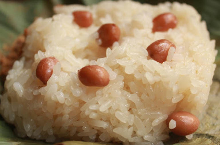 Không nên ăn các thức ăn kích thích viêm được làm từ gạo nếp như xôi, chè, bánh trưng ... làm ảnh hưởng đến kết quả điều trị